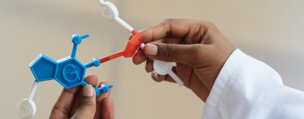 hands using toy atoms